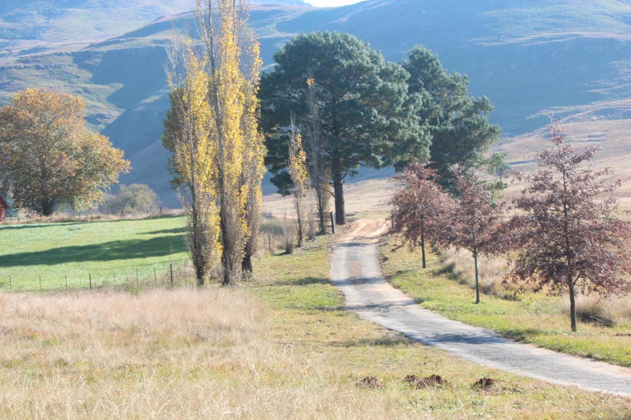Valley Lakes Chalets Underberg Exterior photo