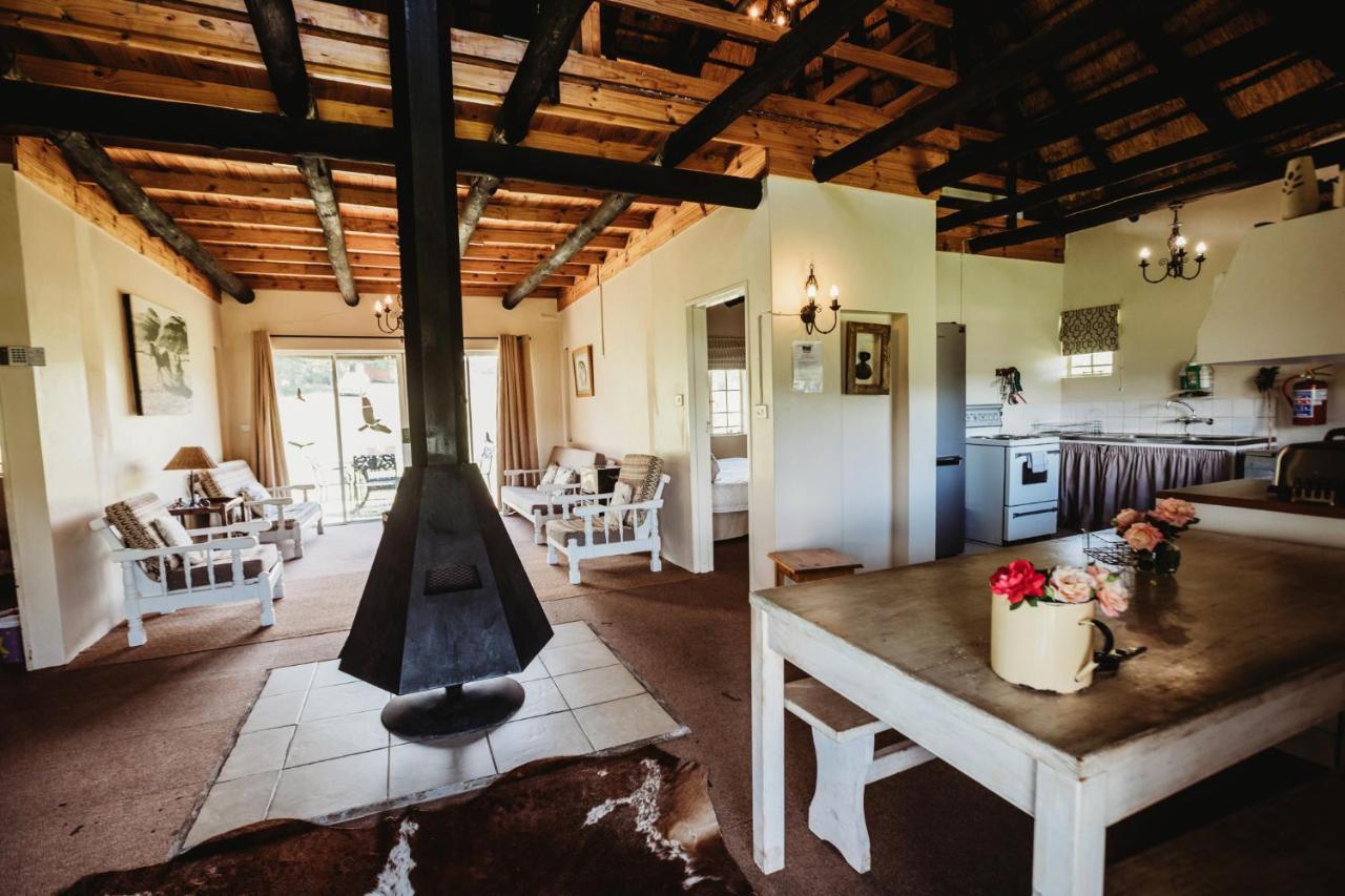 Valley Lakes Chalets Underberg Exterior photo